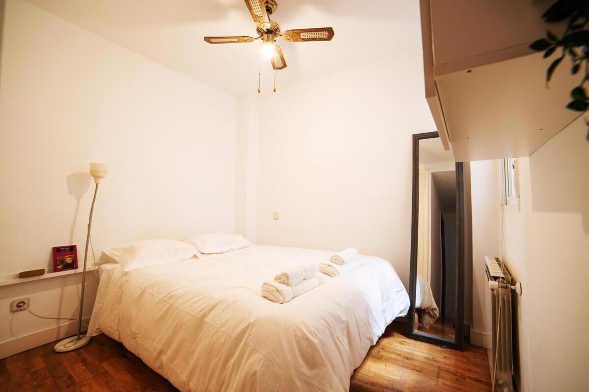 مدريد Bright Apartment In Historical City Center المظهر الخارجي الصورة