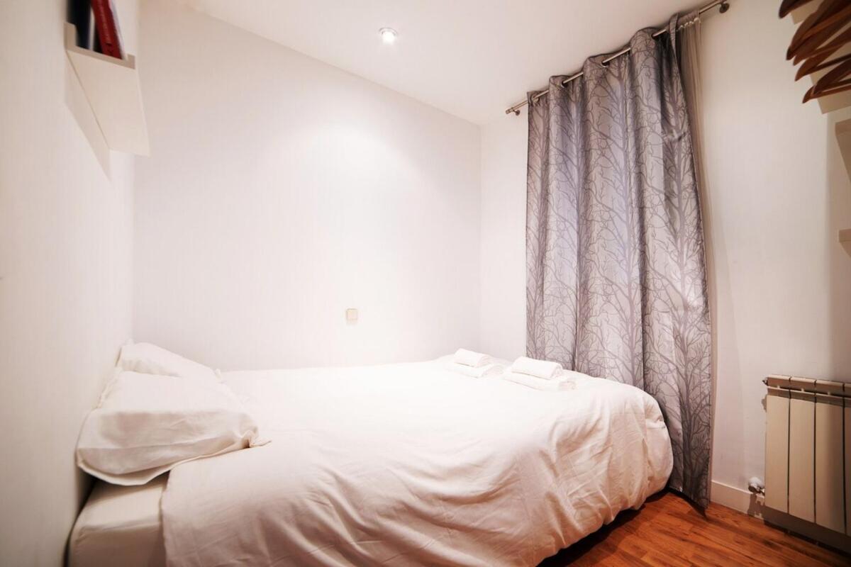 مدريد Bright Apartment In Historical City Center المظهر الخارجي الصورة
